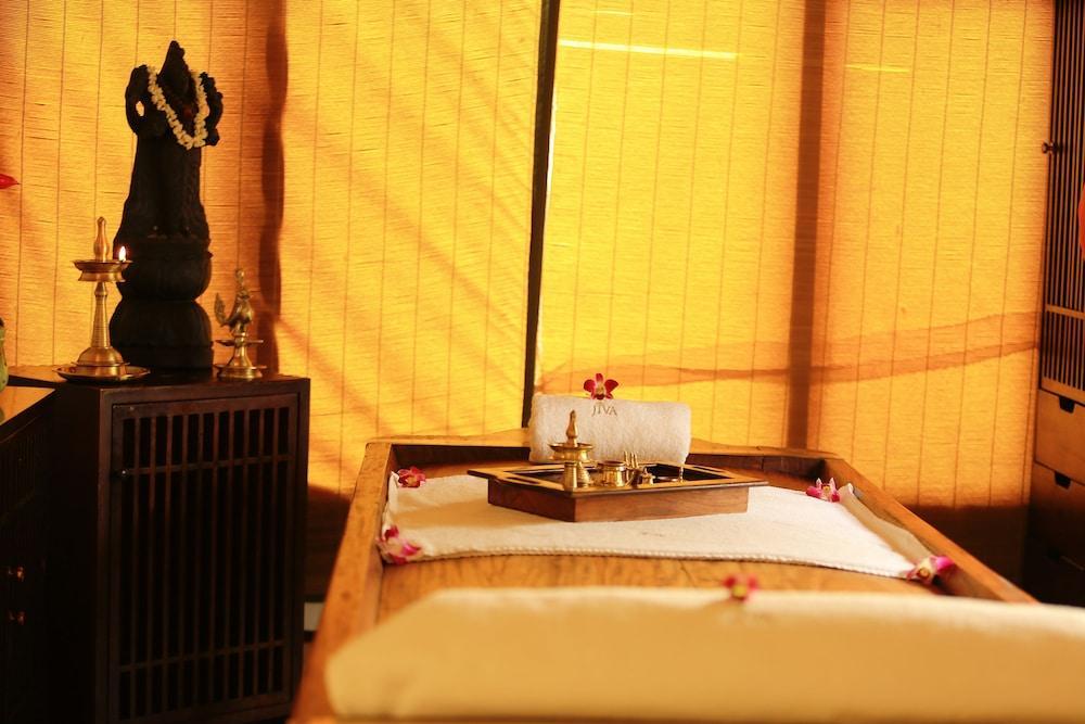 Taj Malabar Resort & Spa, Cochin. Коччи Экстерьер фото