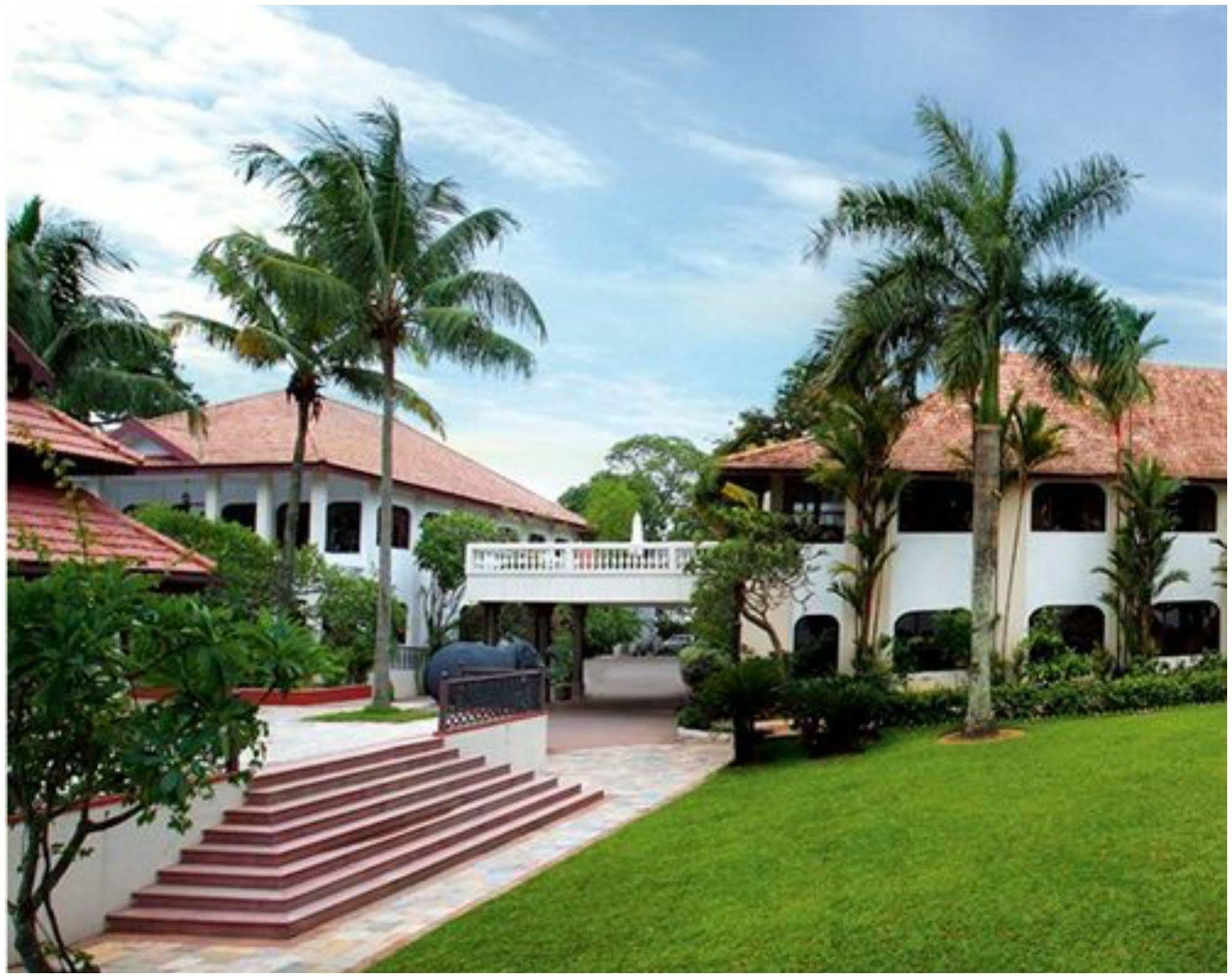 Taj Malabar Resort & Spa, Cochin. Коччи Экстерьер фото
