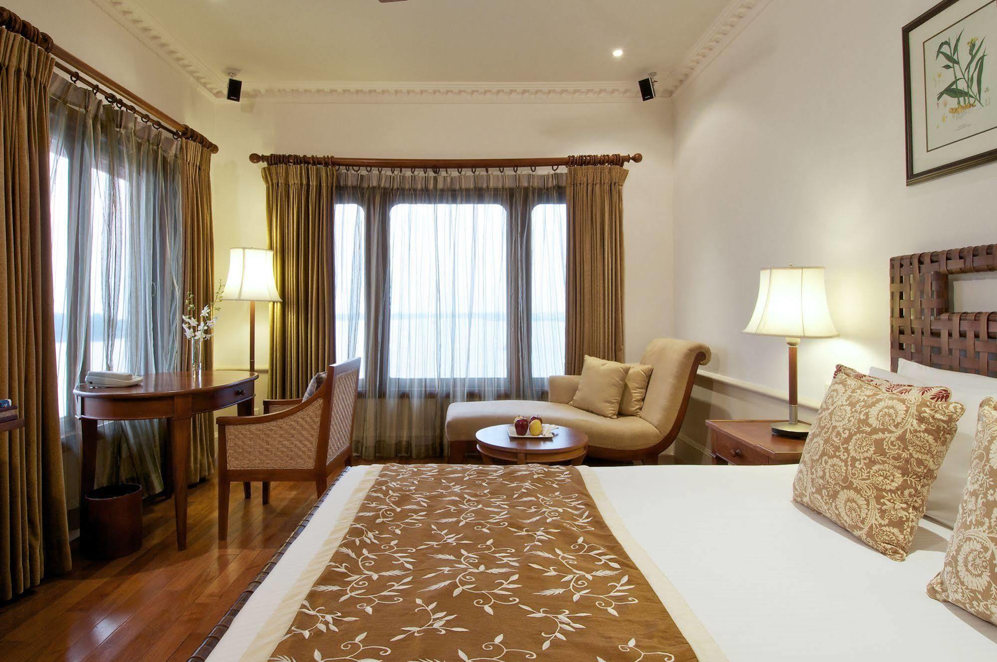Taj Malabar Resort & Spa, Cochin. Коччи Экстерьер фото